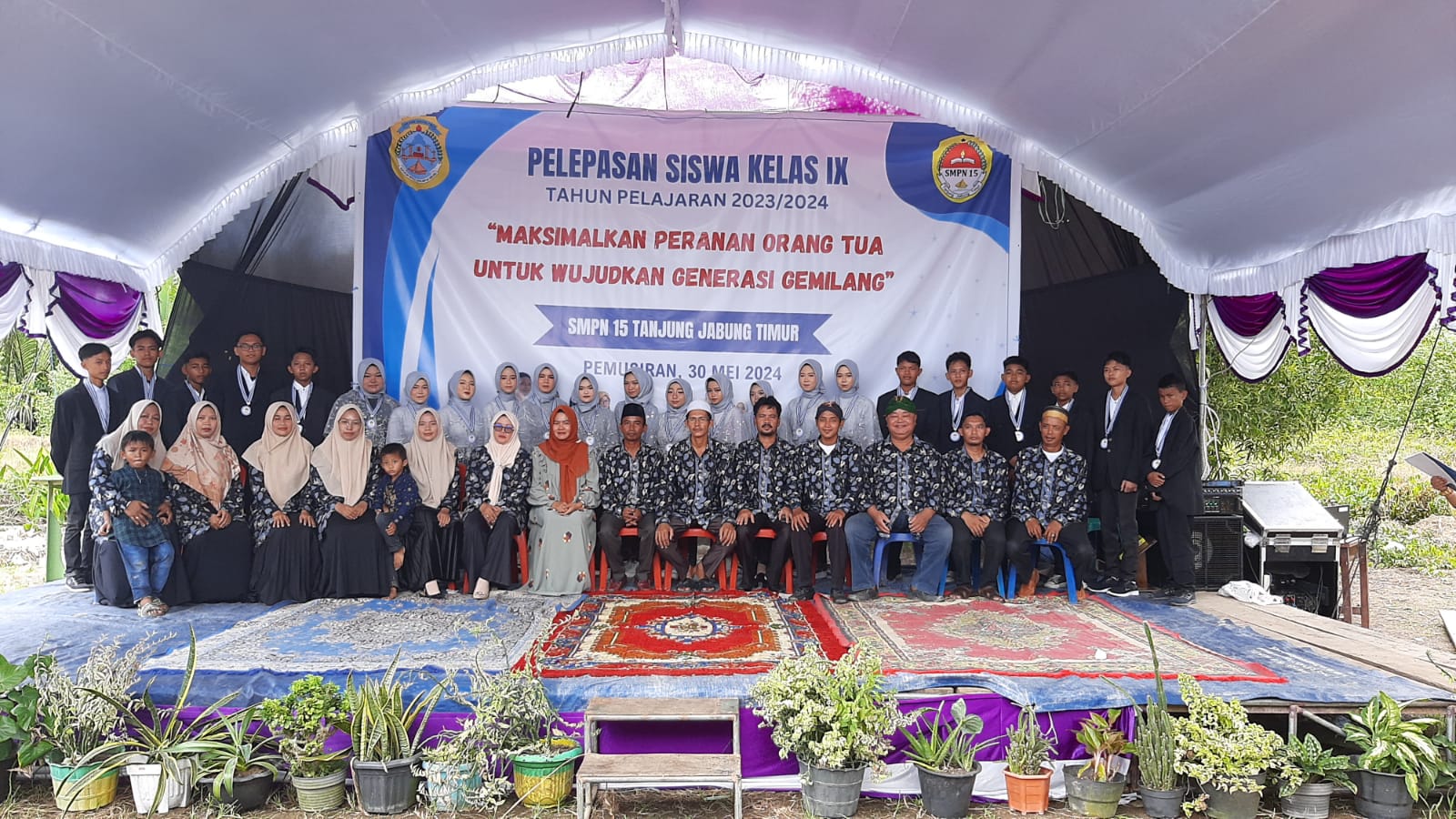 Kades Pemusiran hadiri acara Pelepasan Siswa-Siswi Kelas 9 TP. 2023-2024 SMPN 15 Tanjab Timur